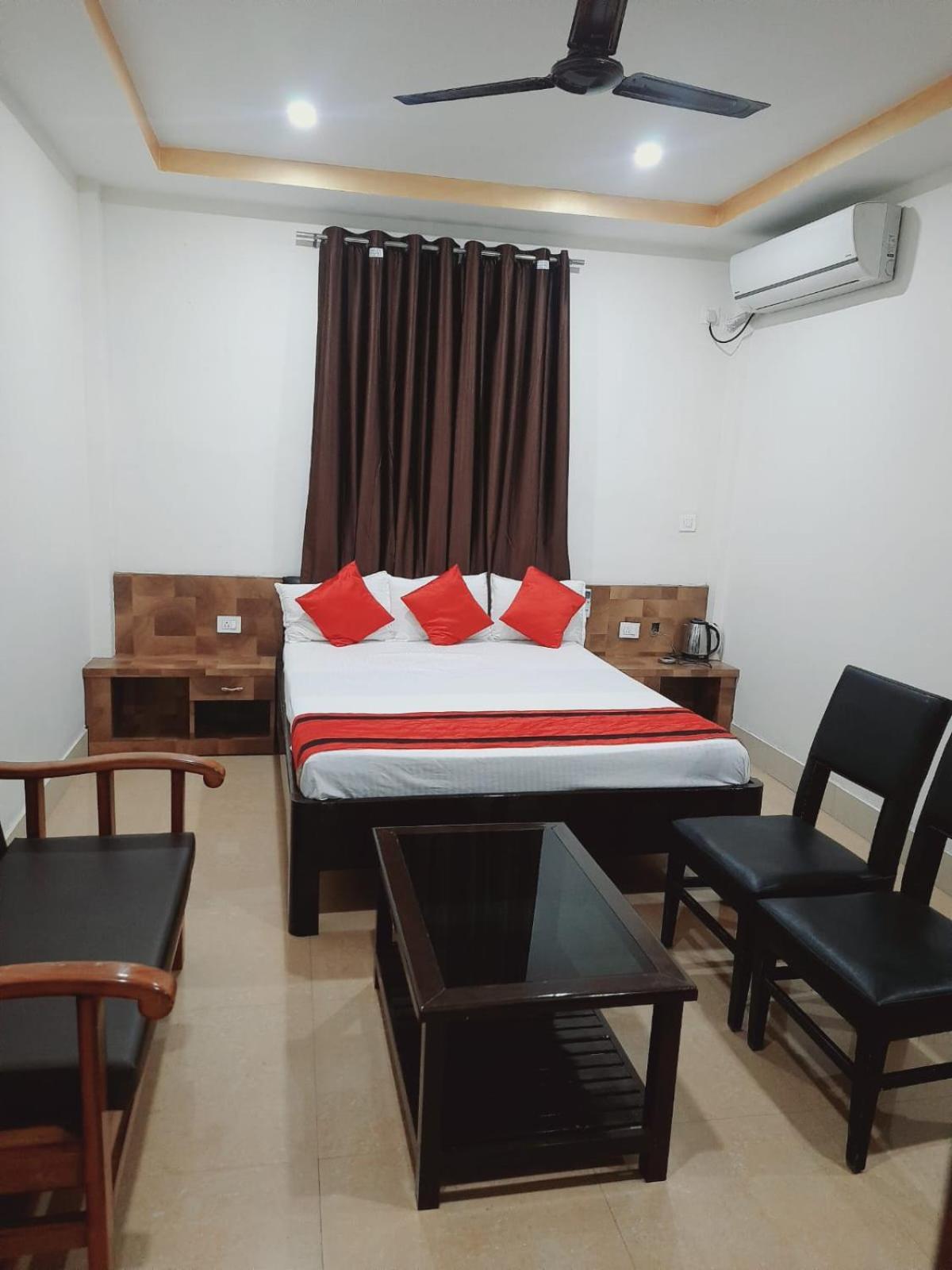 Hotel Knight Inn Airport Gauháti Kültér fotó